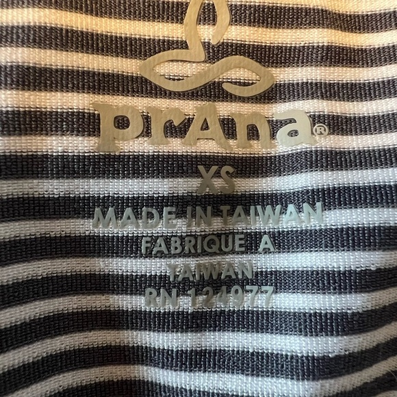 Prana Perry stripe hooded pullover longsleeve. Size XS. - Picture 2 of 10
